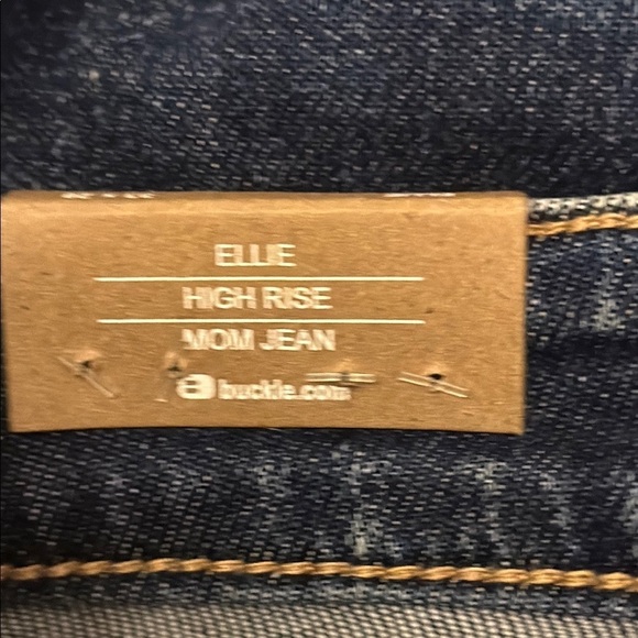 BKE Denim ELLIE High Rise Distressed Jeans - Picture 7 of 11